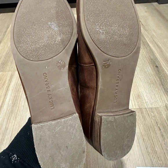 Lucky Brand Derby shoes sz 8 good condition - Picture 8 of 9